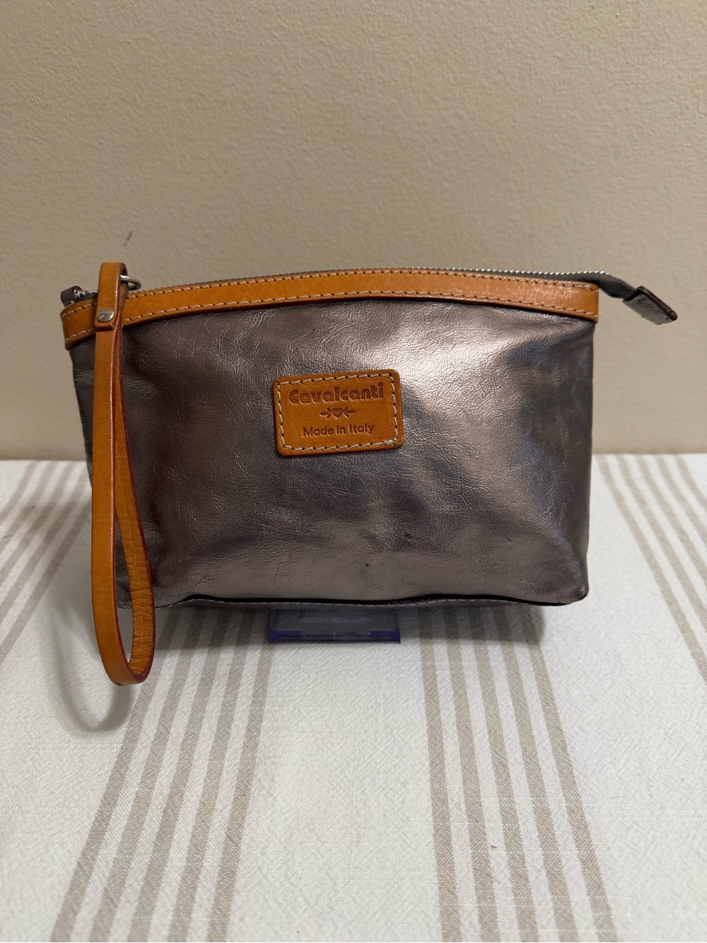 Cavalcanti Made in Italy Genuine Leather Metallic Pewter Wristlet Cosmetic Pouch